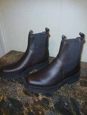 Sam Edelmans Brown Chelsea Lug Boots